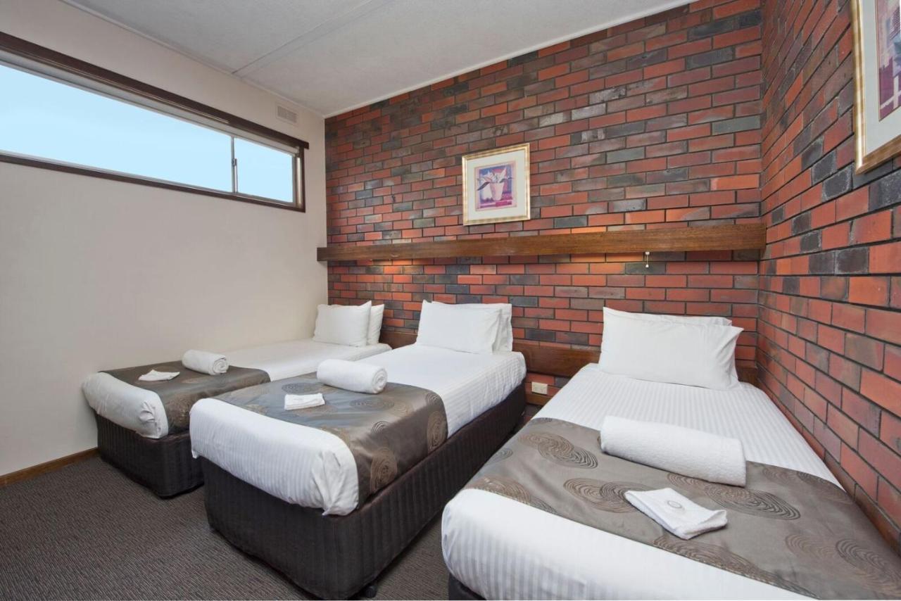 Hi Way Eight Motor Inn スタウェル エクステリア 写真
